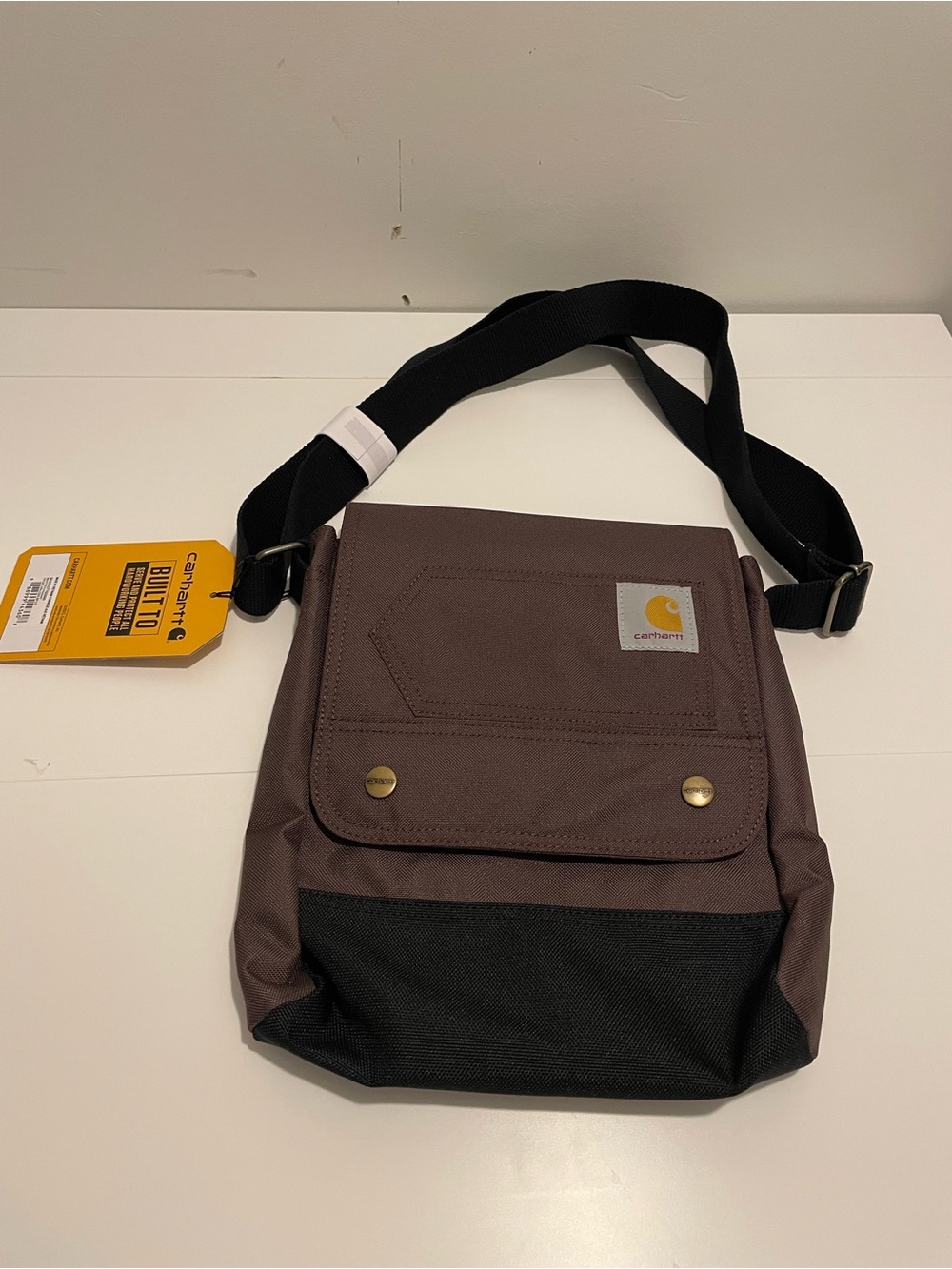Carhartt Brand NWT Crossbody Snap Bag Burgundy Wine